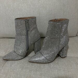 Steve Madden, Silver Sequin Booties 
size 6.5
Worn once